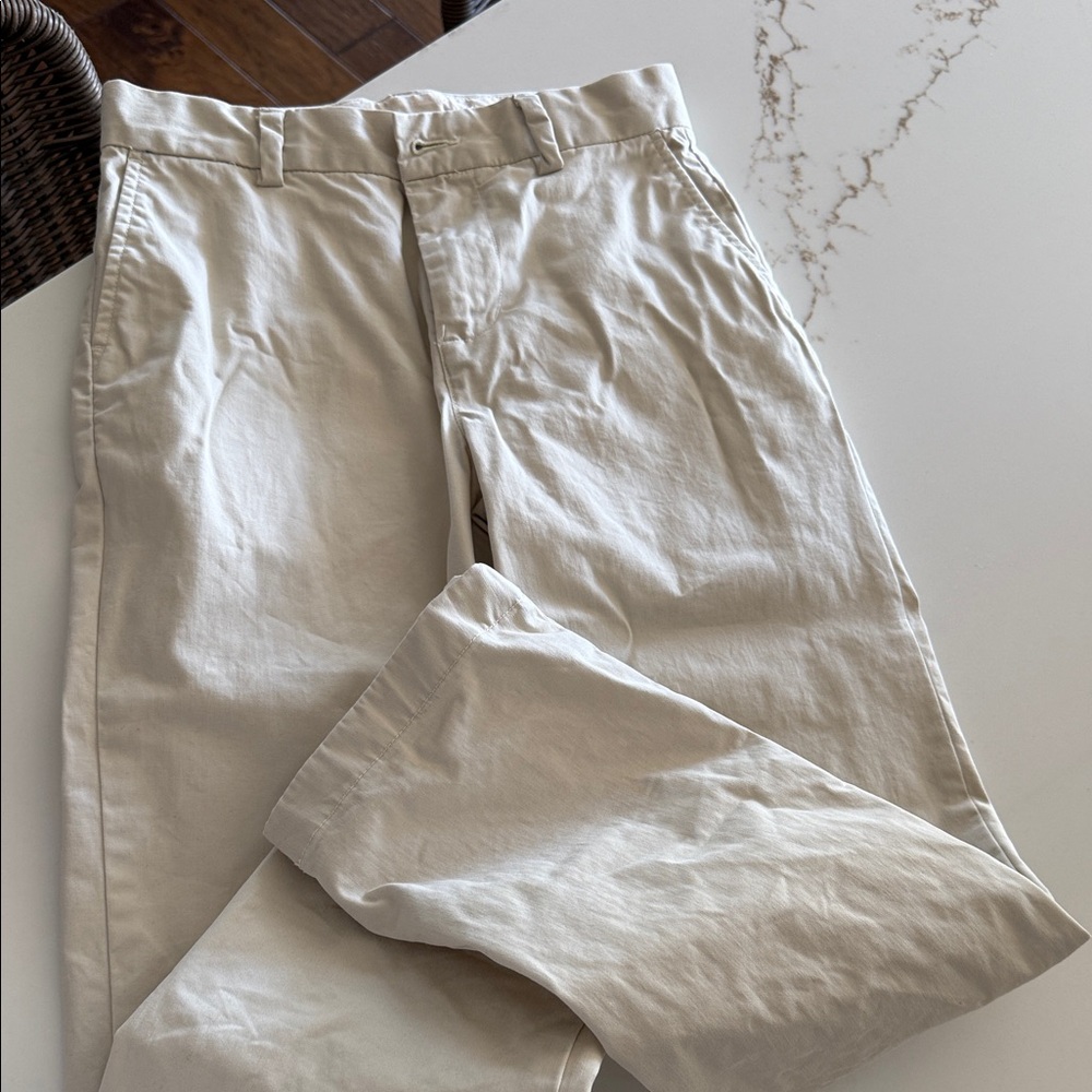 Vineyard vines chinos size 12 excellent condition